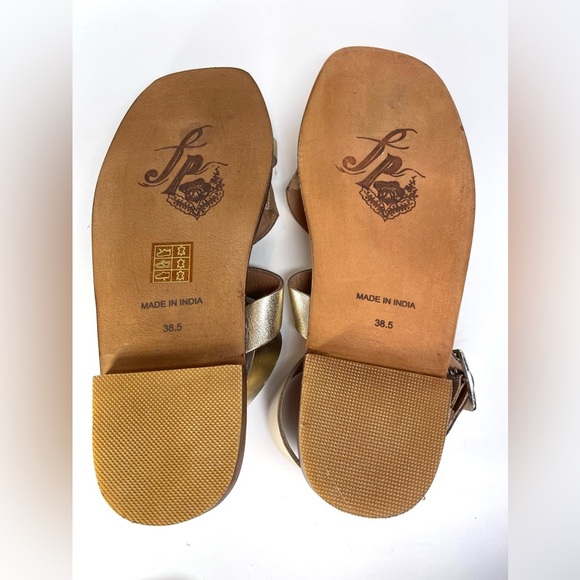 NWT FREE PEOPLE Women’s Gold Romeo Wrap Sandals Size 7.5M EU 38.5 - Picture 6 of 6